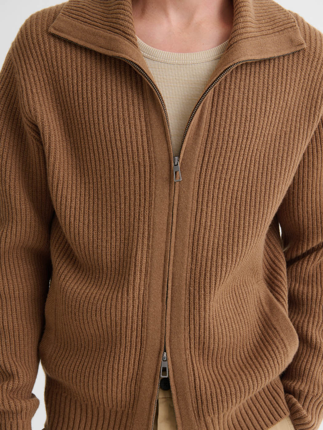 Cardigan zippé en laine certifiée - Image 5
