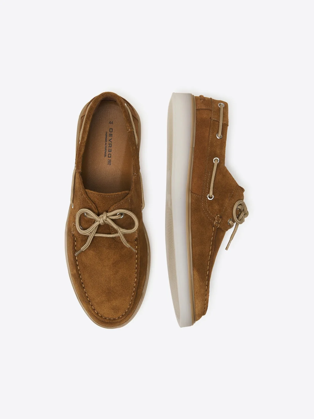 Chaussures bateau en cuir suédé