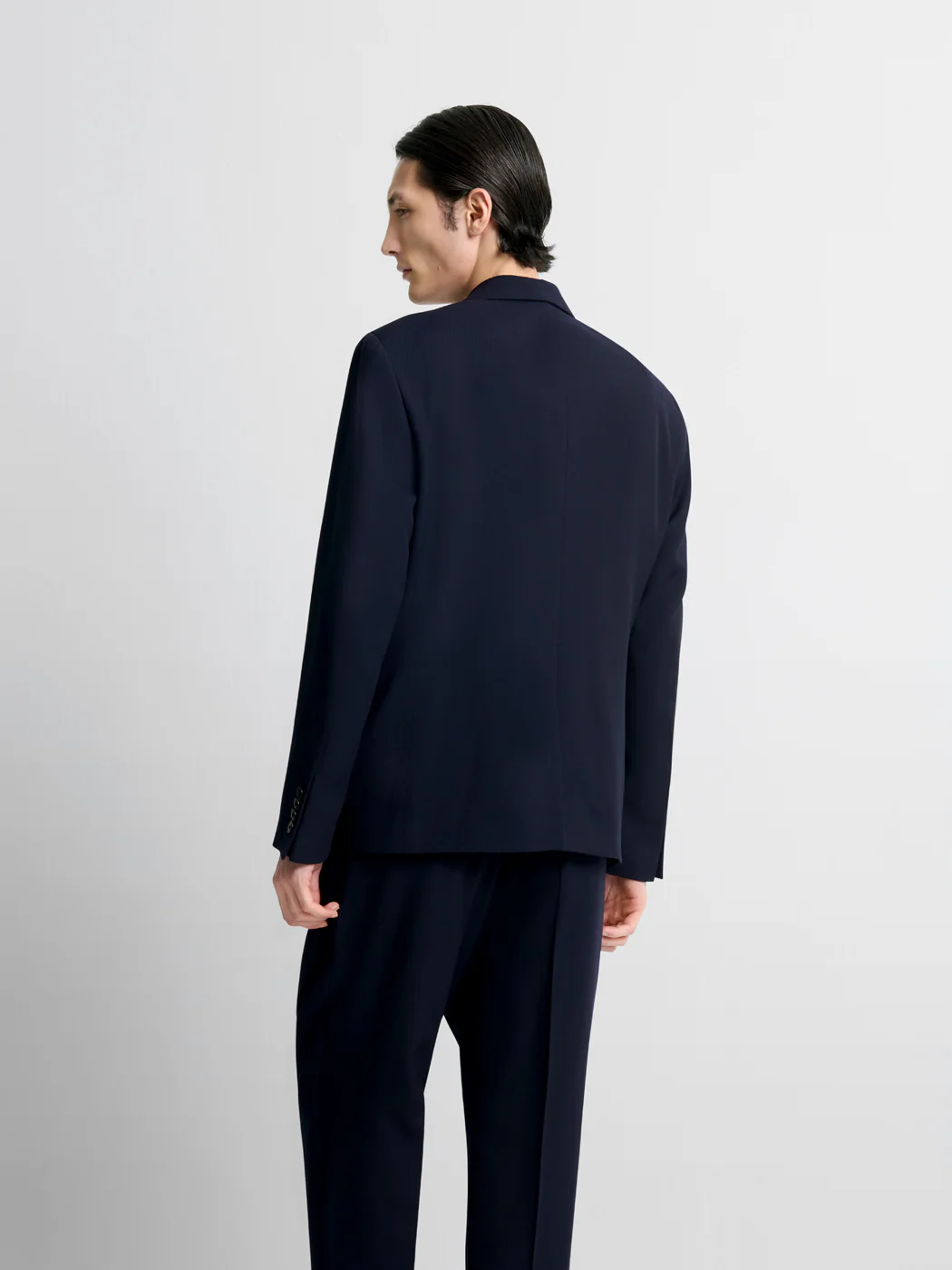 Costume croisé 2 pièces regular en laine bleu nuit - Image 3