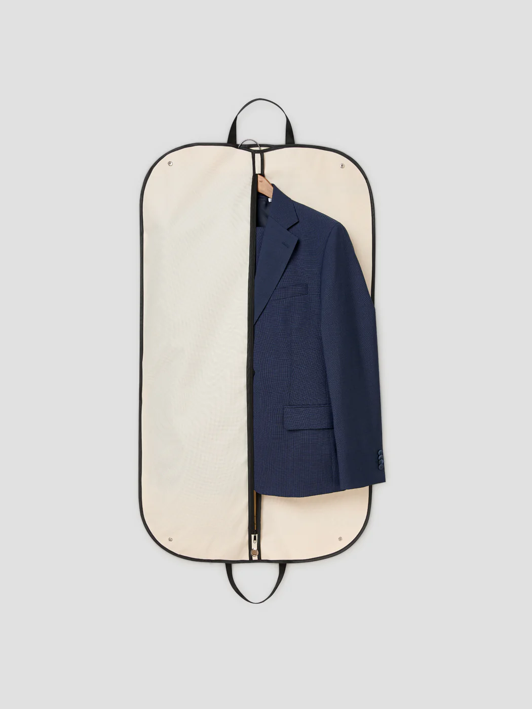 Housse de costume imperméable