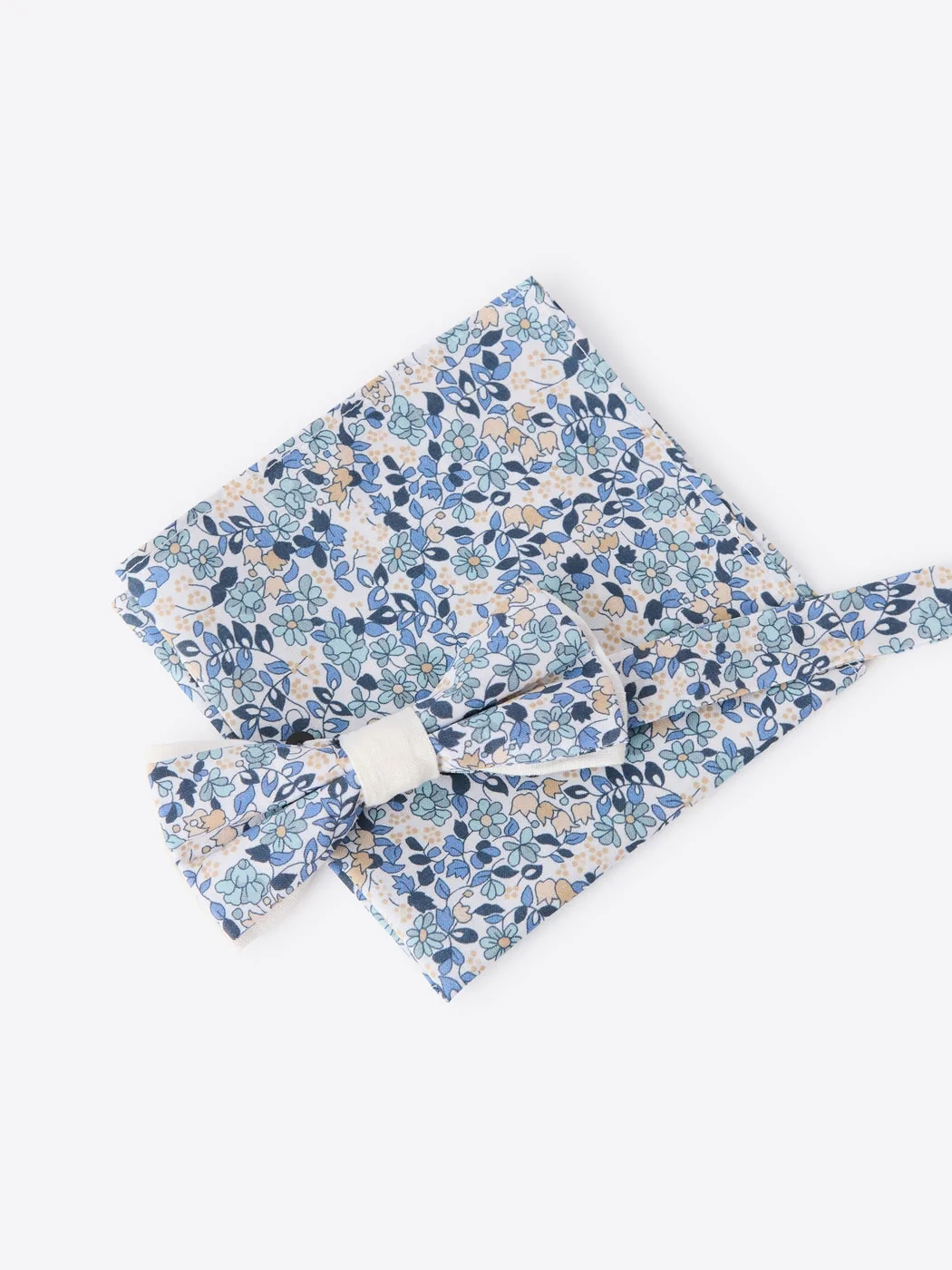 Pochette de costume fleuri en coton - Image 2
