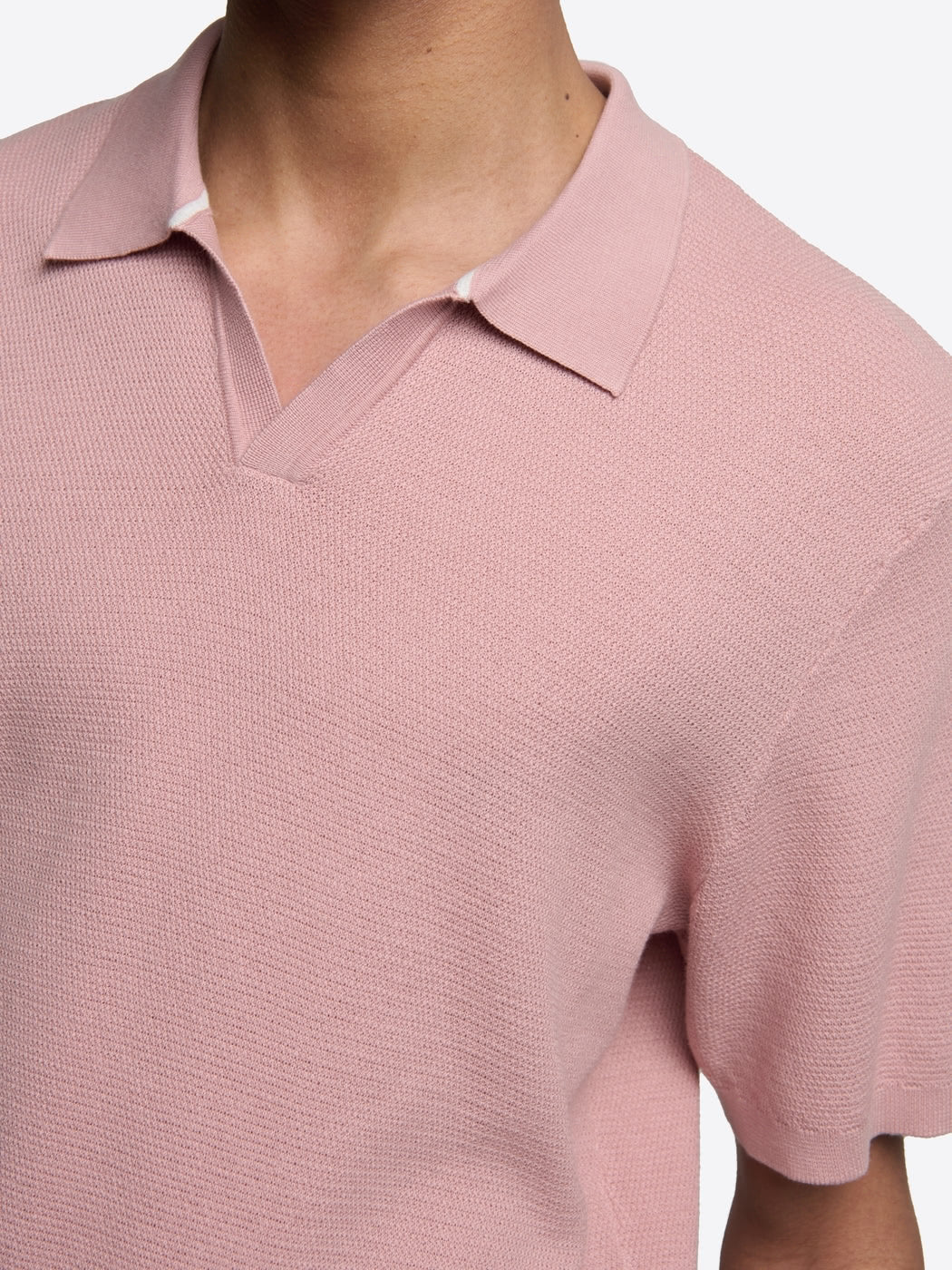 Polo maille col ouvert en coton bio - Image 5