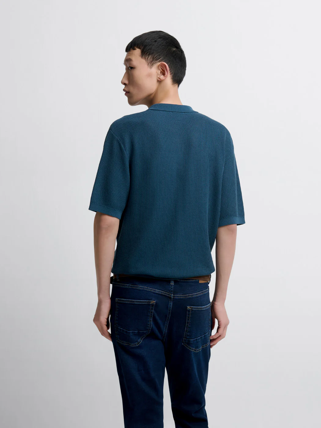 Polo maille col ouvert en coton bio - Image 2