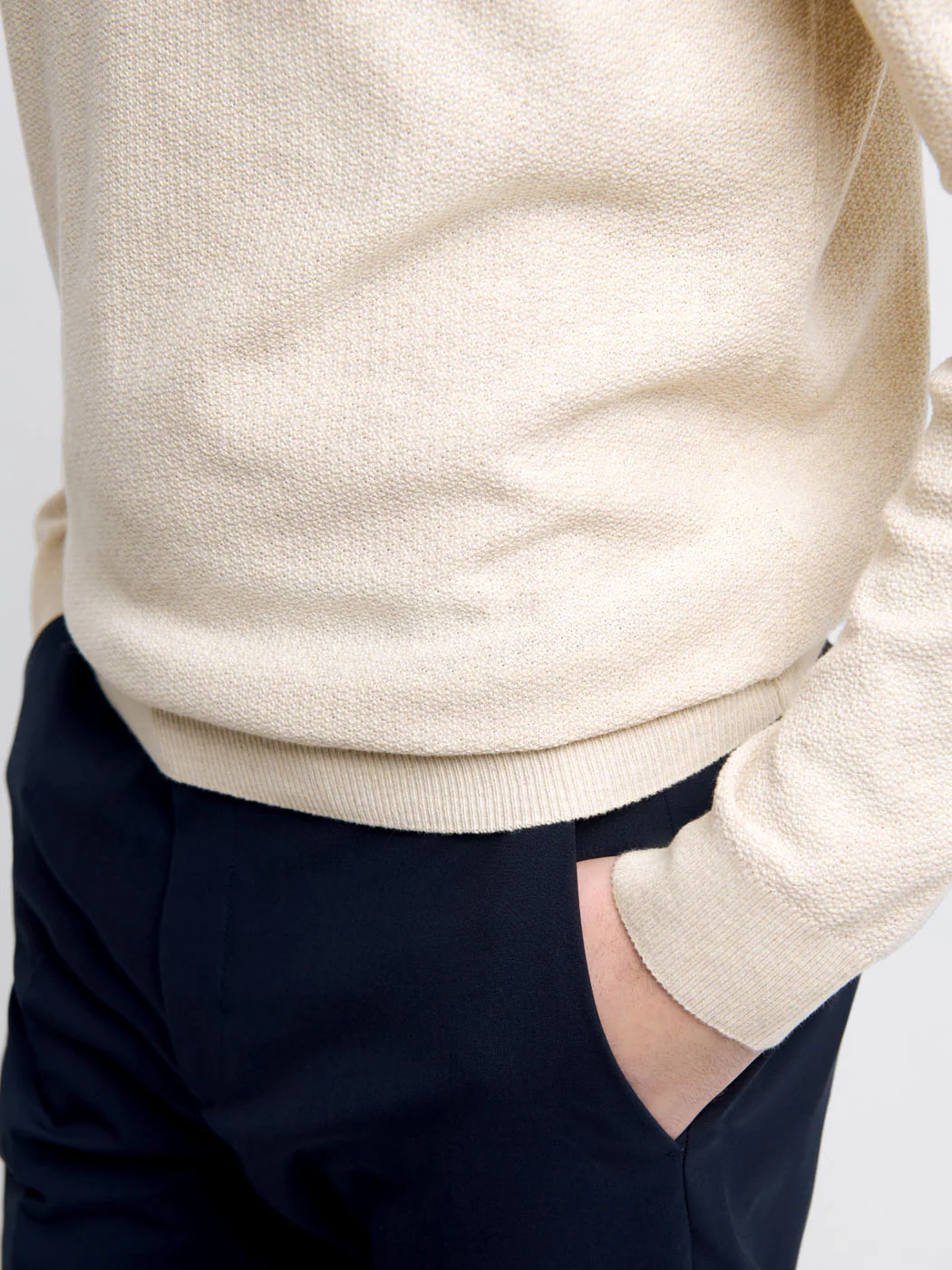Pull col rond en coton bio - Image 5