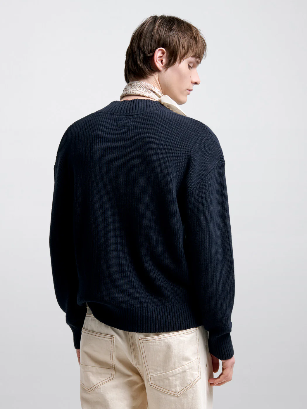 Pull col V en maille perlée - L'atelier - Image 2