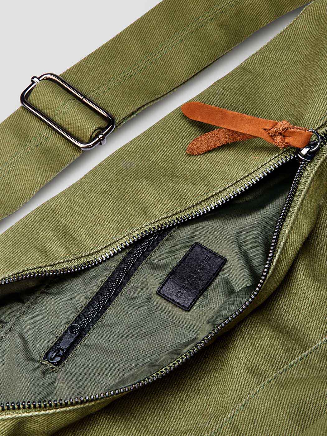 Sac banane XL en toile - Image 4