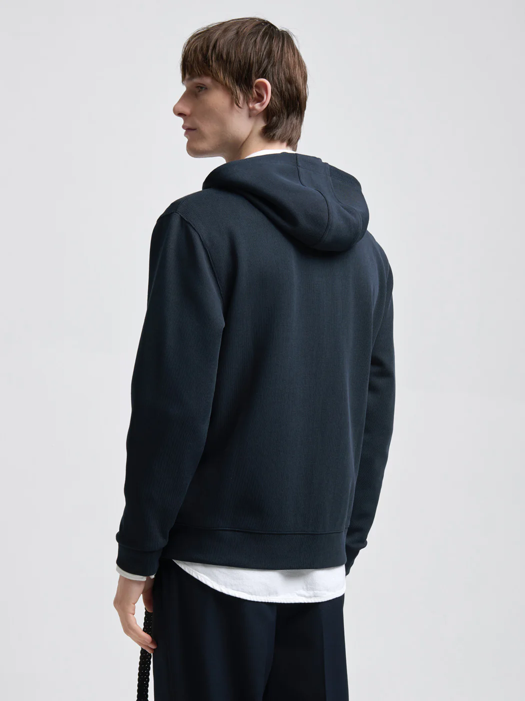Sweat à capuche - L'Atelier - Image 2