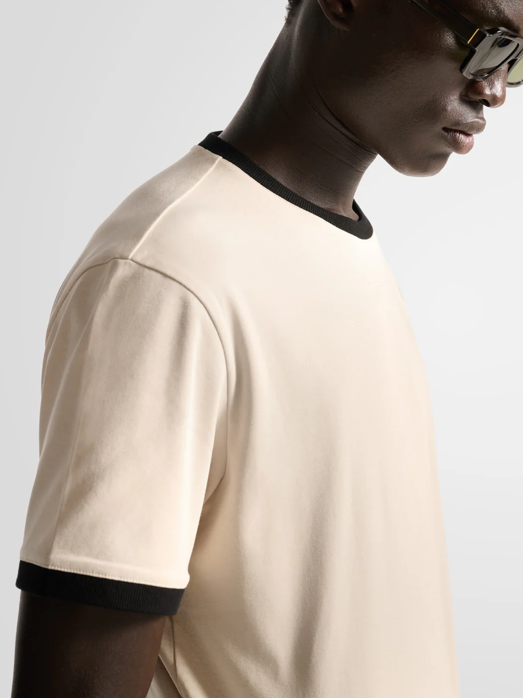 T-shirt col rond contrasté - L'atelier - Image 5