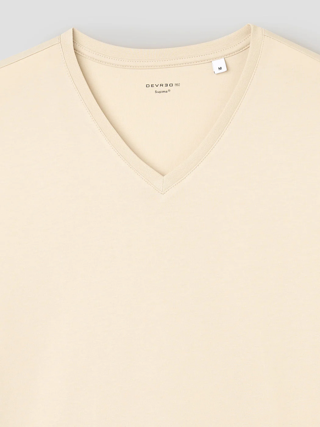 T-shirt col V en coton Supima® - Image 6
