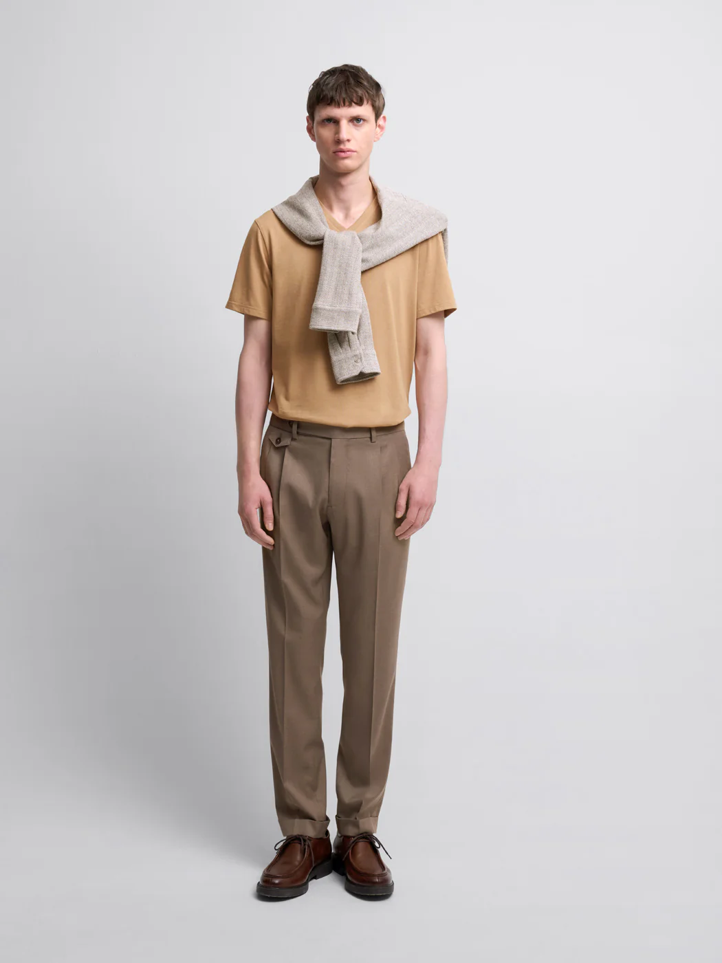 T-shirt col V en coton Supima® - Image 4