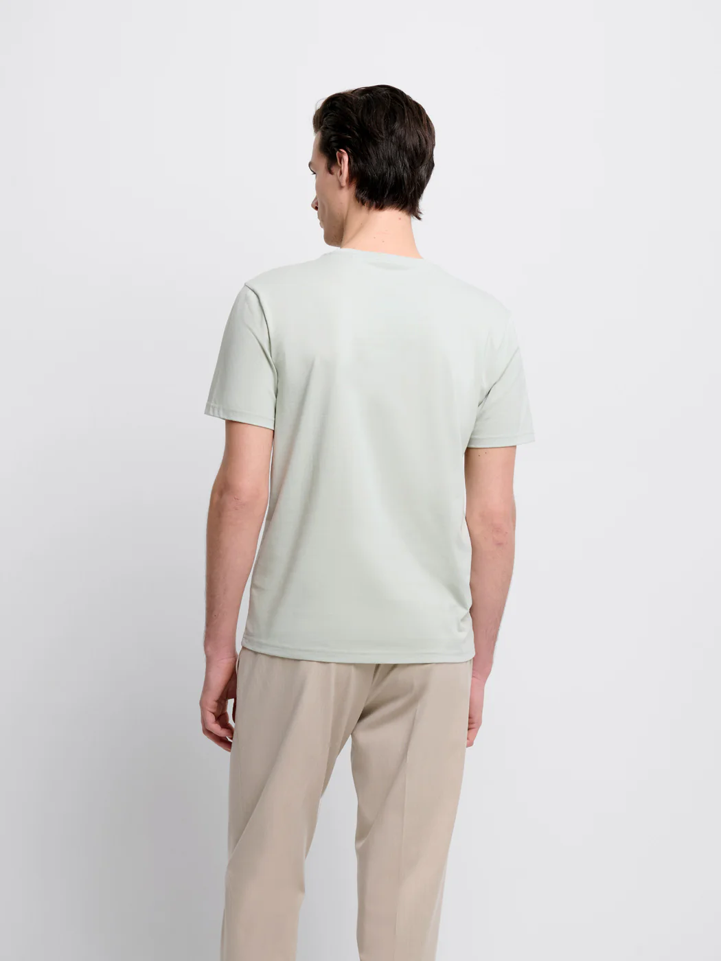 T-shirt col V en coton Supima® - Image 2