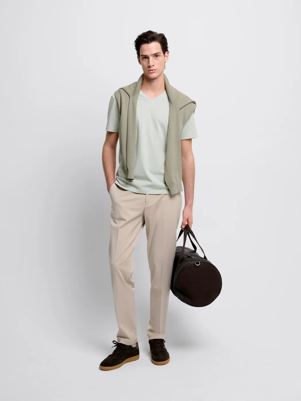 T-shirt col V en coton Supima® - Image 4