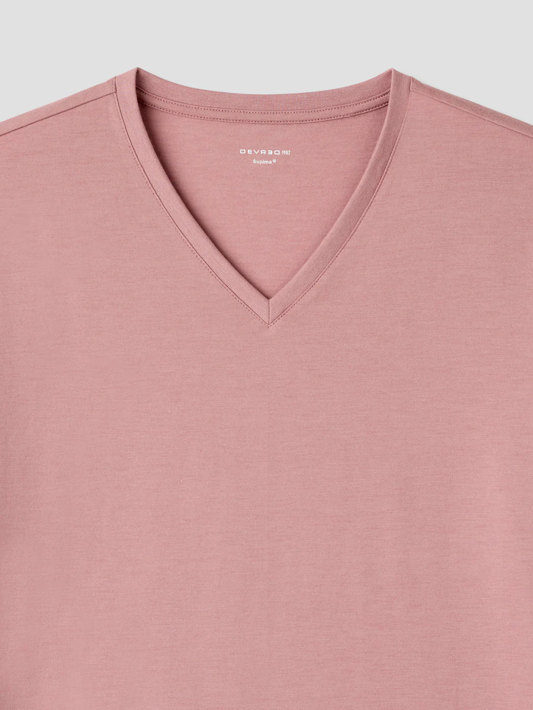 T-shirt col V en coton Supima® - Image 6