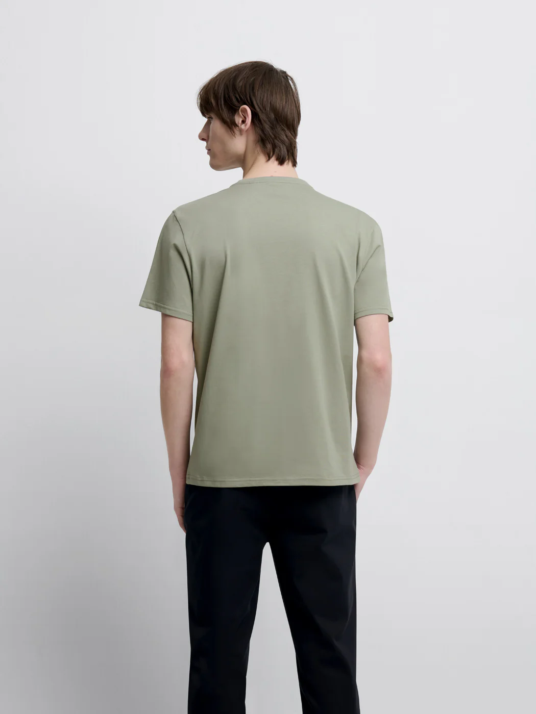 T-shirt col V en coton Supima® - Image 2