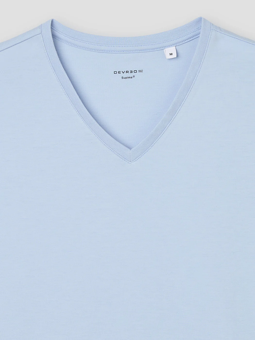 T-shirt col V en coton Supima® - Image 6